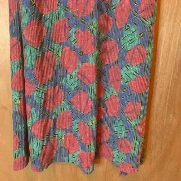 Lularoe Women’s Size  XS Sleevless Open Front Floral Print Vest - Picture 16 of 16